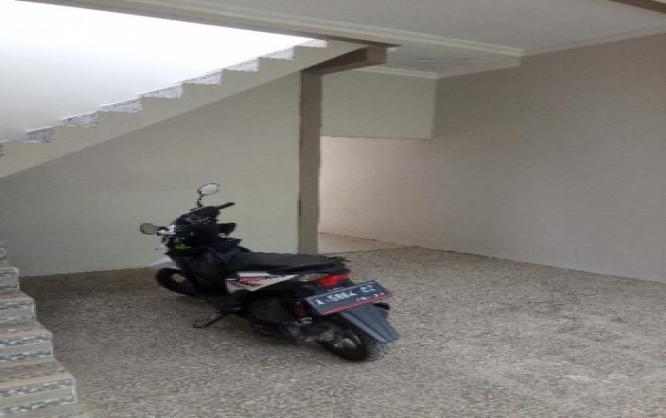 Kosant minimalis di Kota Serang Image