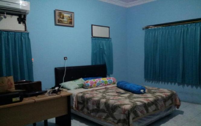 Kos Pinggir Jalan Dekat Bandara Soetta Image