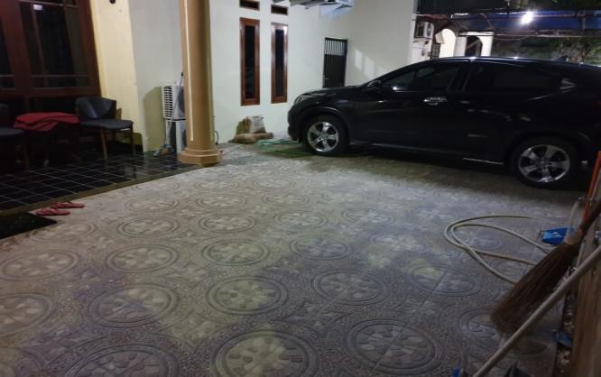 Kost Pinus Jelupang Serpong Utara Tangerang Selatan Image