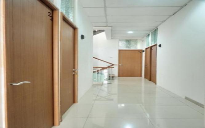 Homey Residence Image