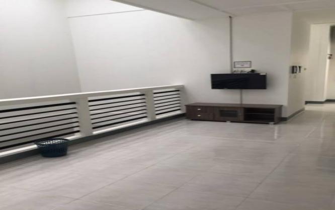 Kost Wanita di Jakarta Barat.. Bangunan Baru.. Bebas Banjir Image