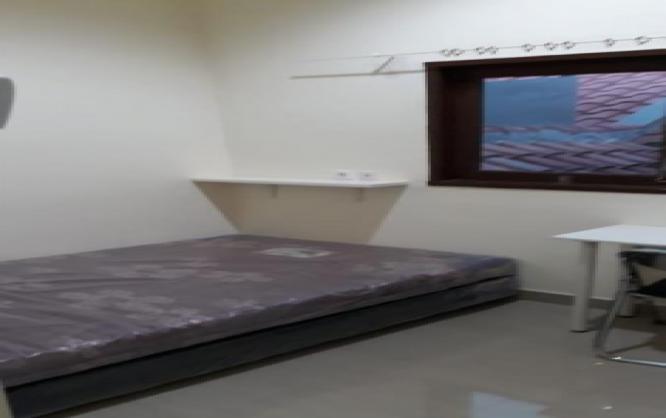 Disewakan kamar kost new furnish Di Daan Mogot Image