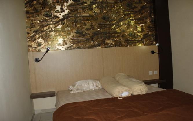 Setyodirgo house @ petojo Image