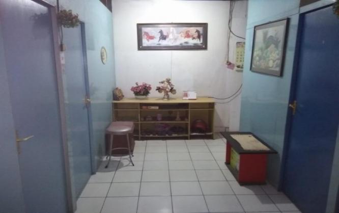 Kost Ibu Asin (Wanita/Karyawati Only) (Pagar Biru - Laundry Berkah Jaya) Image