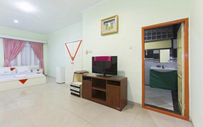 Wisma-HML.Hotel 37 Image