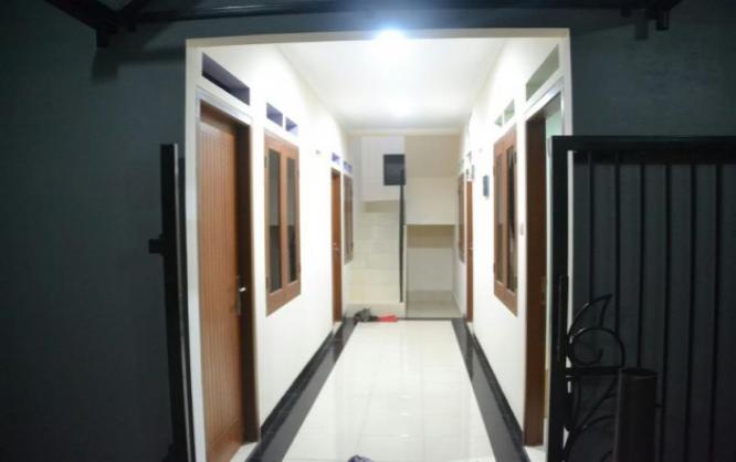Kost Putri Helmi Image