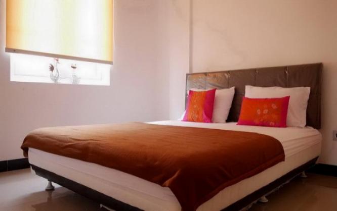 B-eleven Residence Image