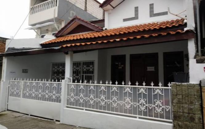 RUMAH KOST PUTIH Image