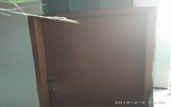 Kos nyaman di antara 2 halte busway Image