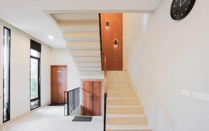 Kost Exclusive dekat Mall Pondok Indah Radio Dalam 10 Image