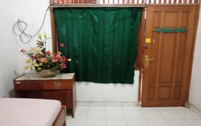 Indekost Putri Ibu Firman Jatipadang Jakarta Selatan Image