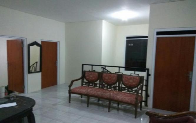 Kost Eyang Putri Image