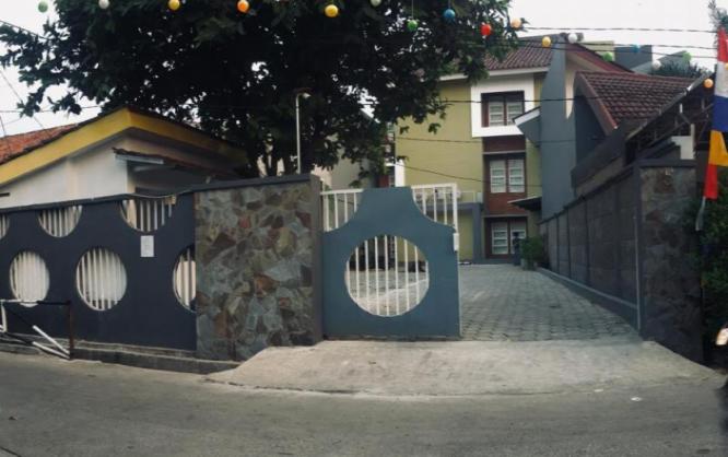 de Breeze Mansion Image