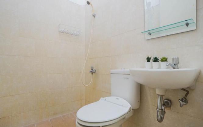 Kost Wanita Exclusive Murah Tulip dekat Kampus UI depok Image