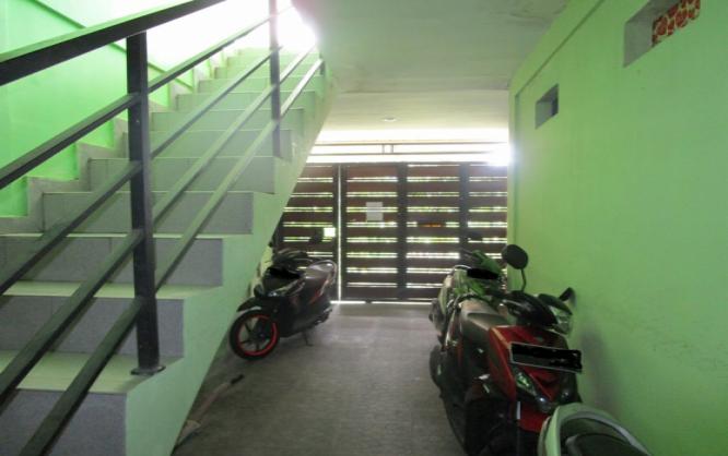 Olivia Kos Putri Exclusive Image