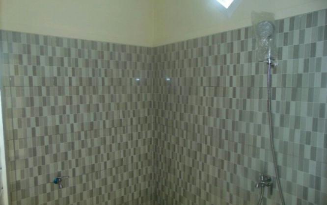 Kos Putra Wemo Mahasiswa / Karyawan Jember Image