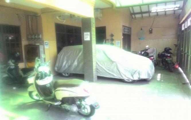 Kost 49 Eklusif Kota Surabaya Image