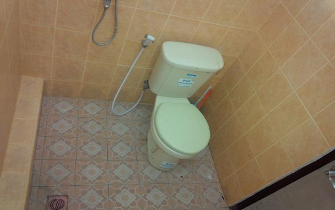 Kost Ketintang Baru Selatan Image