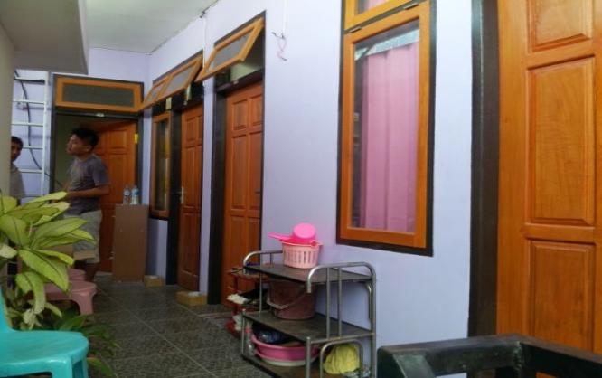 Indekost / Kost Pink P/W Image