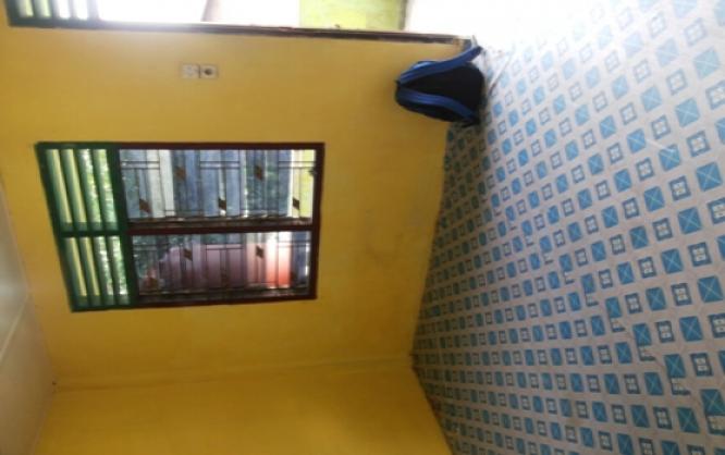 Rumah Kost Ibu Henny Image