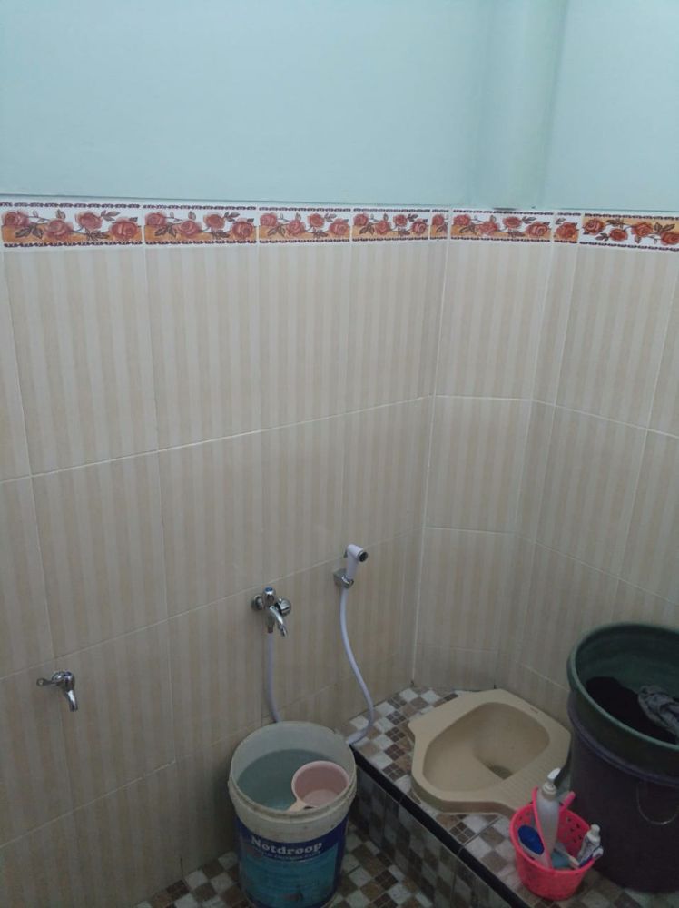 Disewakan kost an putri daerah jatipadang pasar minggu Image