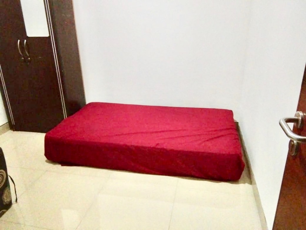 DISEWAKAN KOST PUTRA DEKAT KAMPUS STAN Image