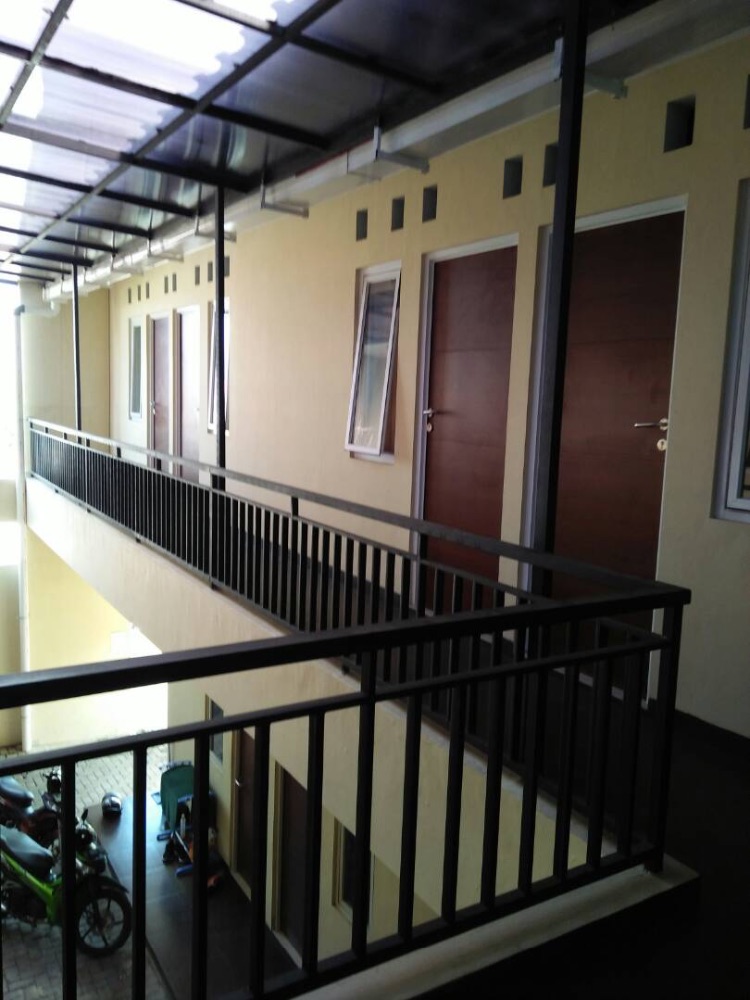 DISEWAKAN KOST PUTRA DEKAT KAMPUS STAN Image
