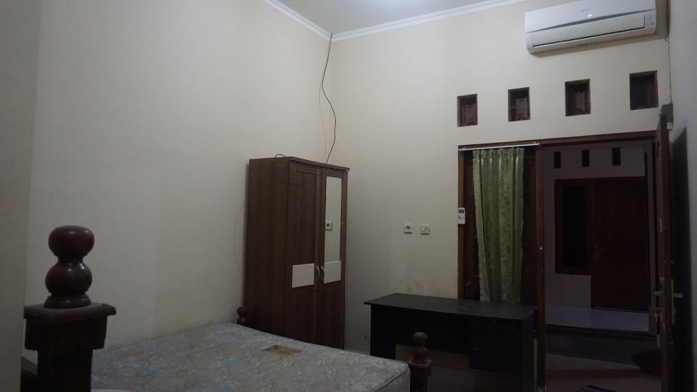 GRIYA ADHY    Kost & Guesthouse Exclusive Solo Surakarta Image
