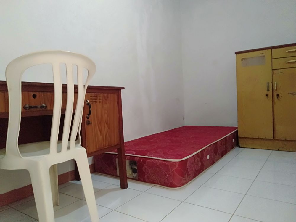 Harga terjangkau kos putra dekat universitas surabaya Image