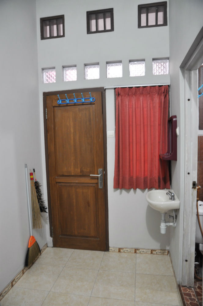 Kamar dikoskan Image