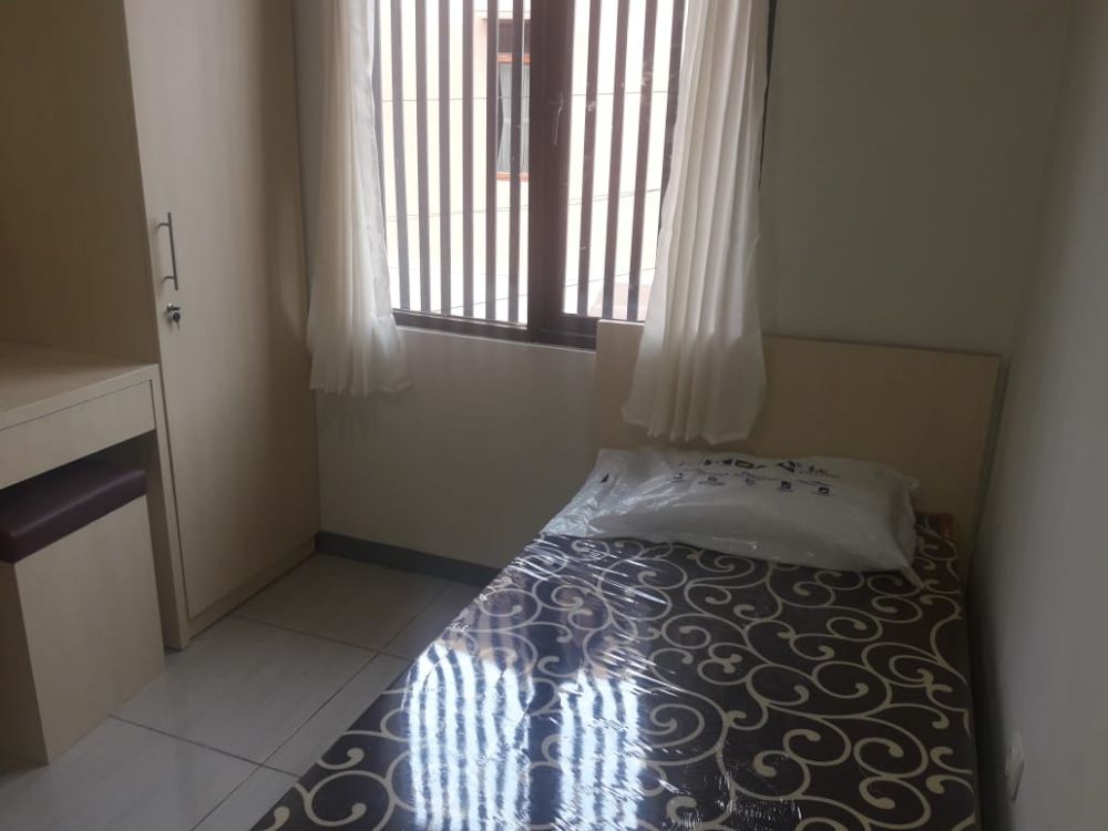 Kamar Kos Pria. Lokasi strategis. Dekat Akademi Perawat dan RS Muhamadiah Jl. Banteng.. Seberang Hotel Horizon Bandung. Image
