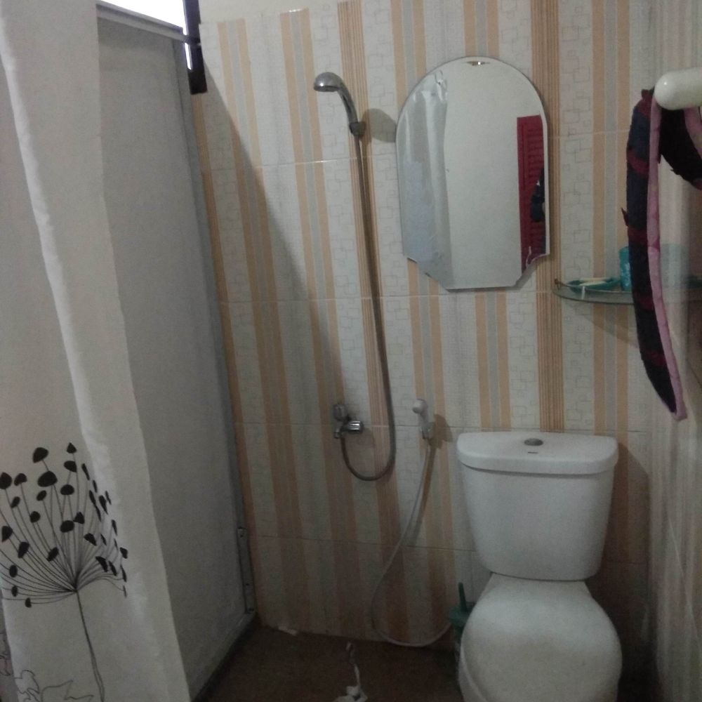 KMC KOST (putri) Image