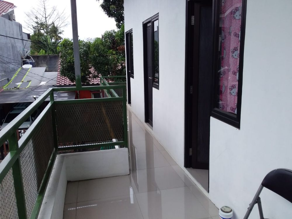 Kos AC putri dekat Kampus STAN Bintaro Image