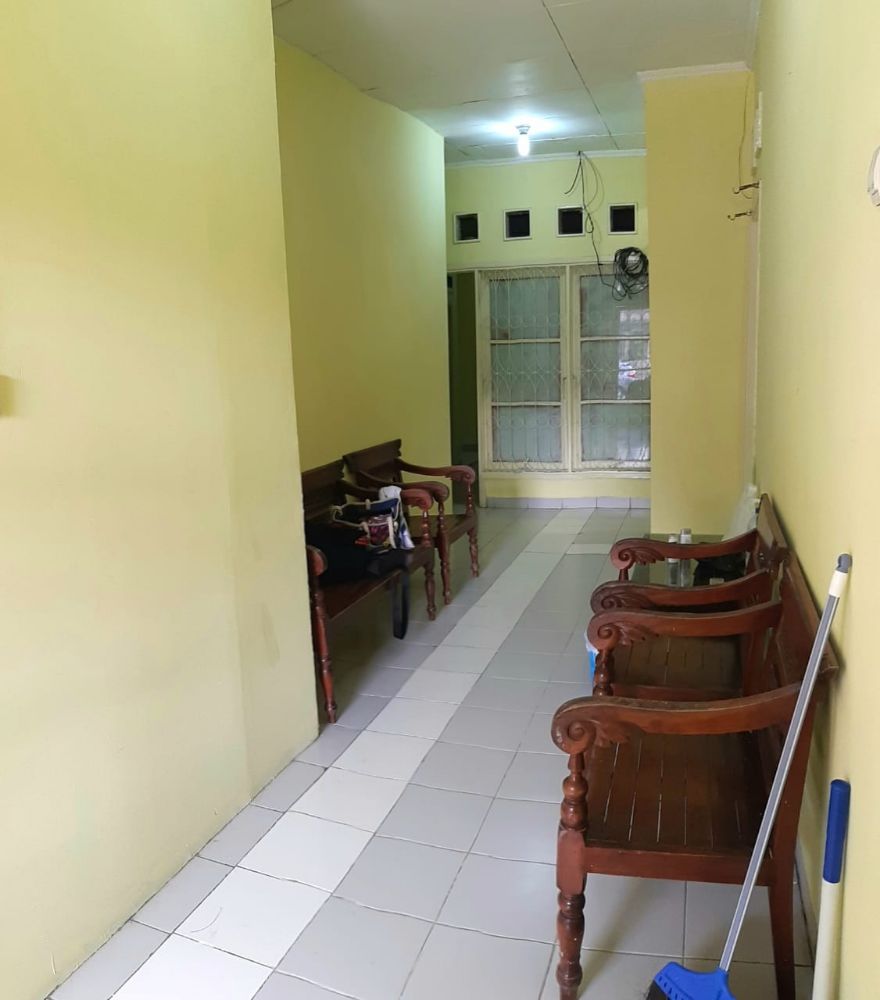 Kos Bougenville Indah V no 22    Meadow Green Lippo Cikarang Image