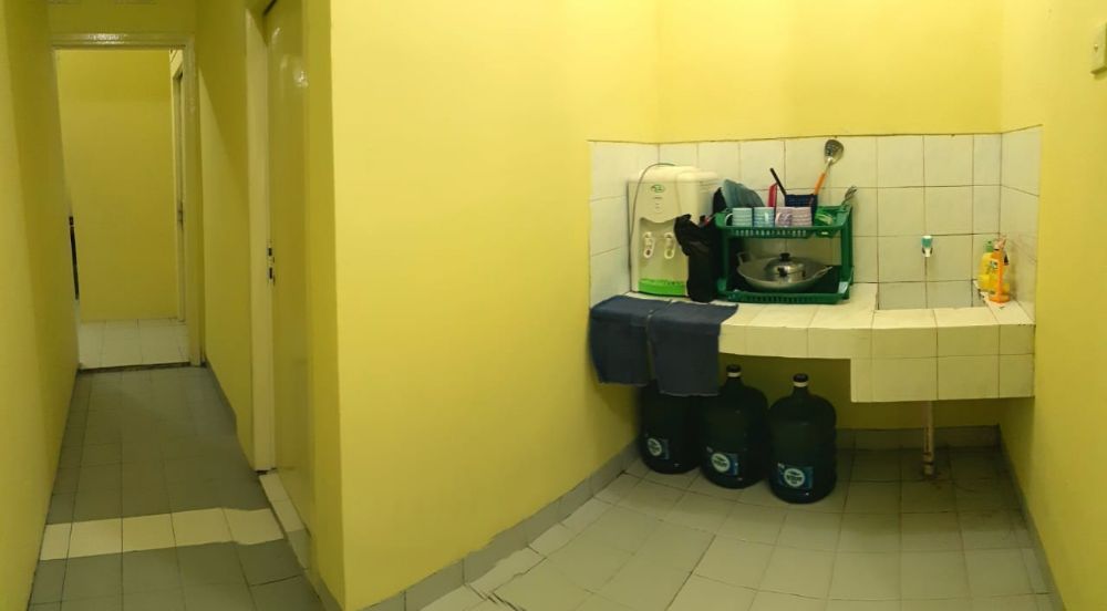 Kos Bougenville Indah V no 22    Meadow Green Lippo Cikarang Image