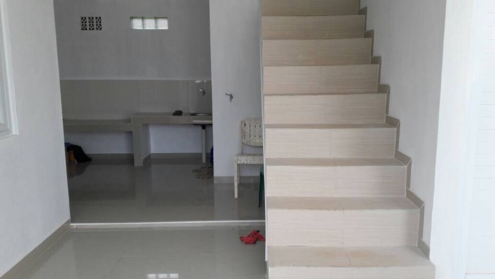 Kos Exclusive Limus Pratama Image