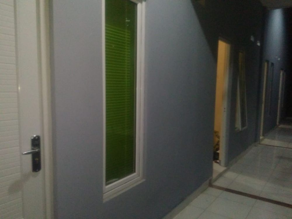 Kos H2O untuk putra dan putri Image