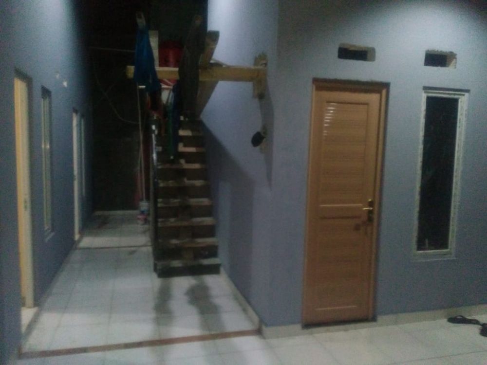 Kos H2O untuk putra dan putri Image