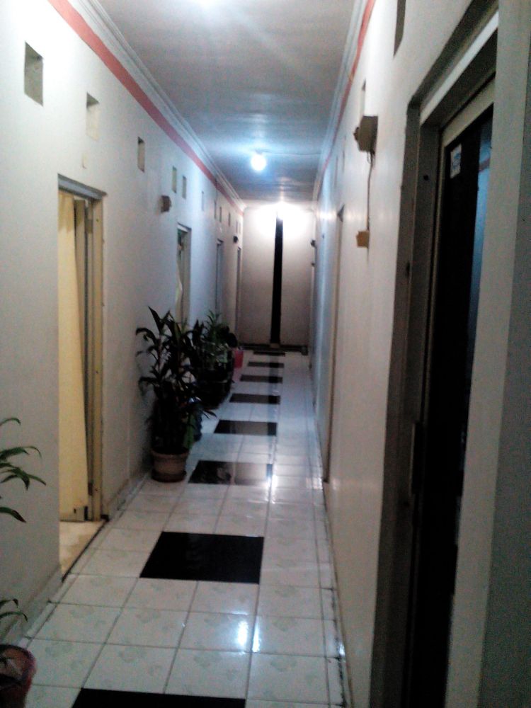 Kos kosan dekat sumatecon mall tangerang Image