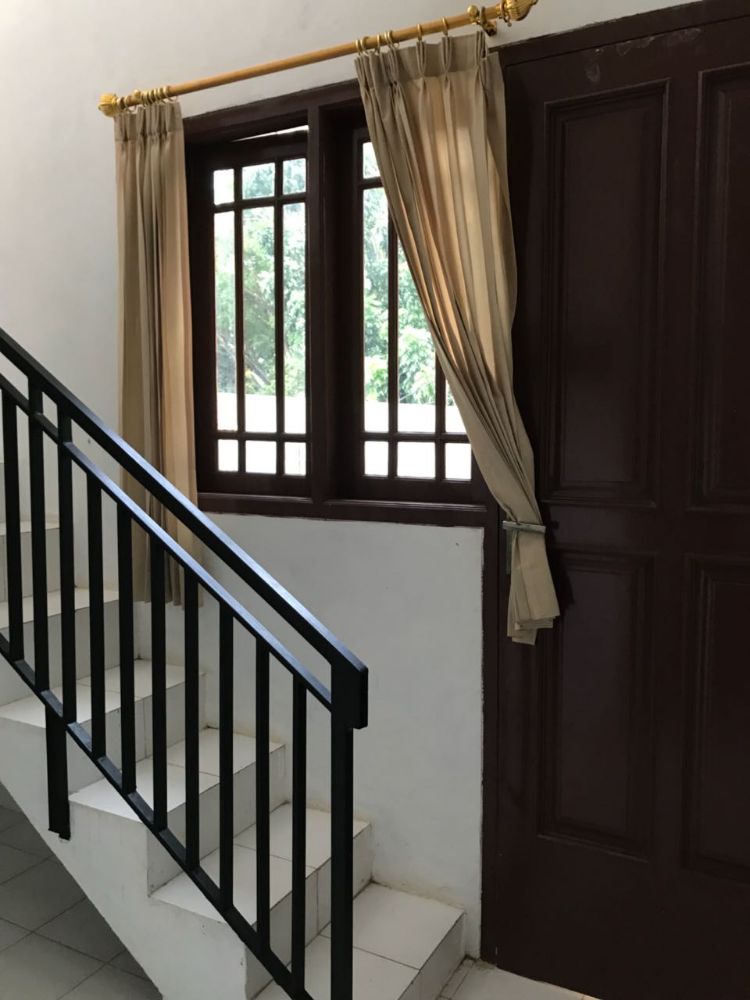 Kos Wanita Baru    Strategis    Ibu Amie Image