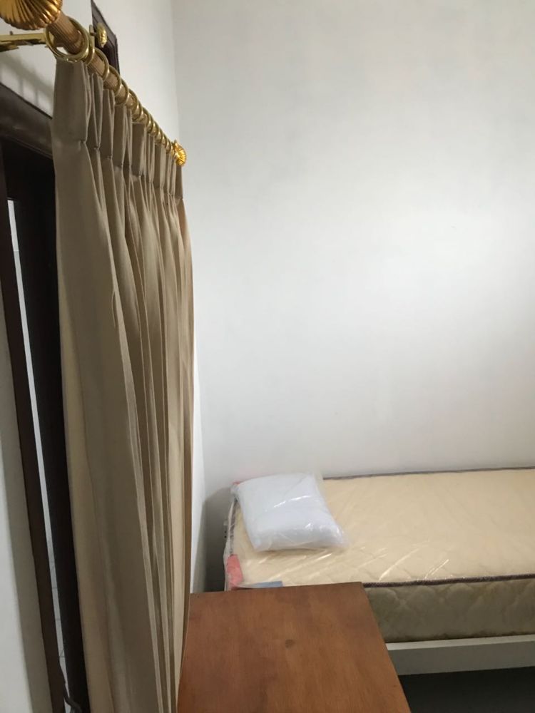 Kos Wanita Baru    Strategis    Ibu Amie Image