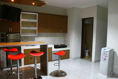 Kost di BSD Dekat Prasetiya Mulya & SGU    Cozy House Image