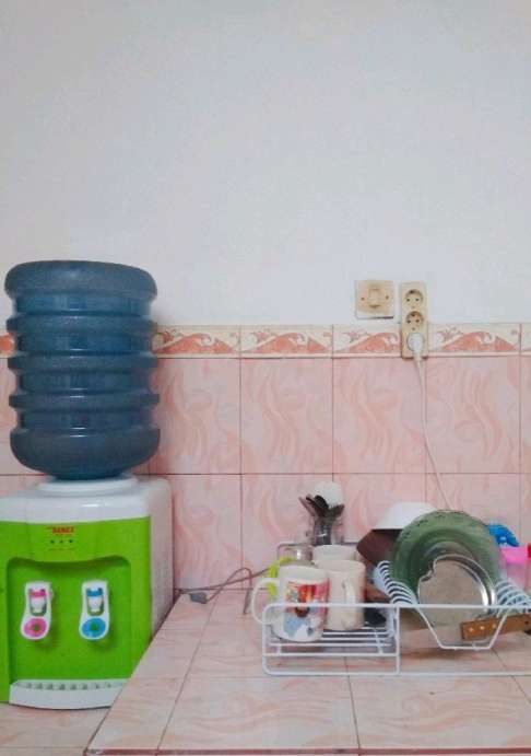 KOST Exclusive MURAH Image