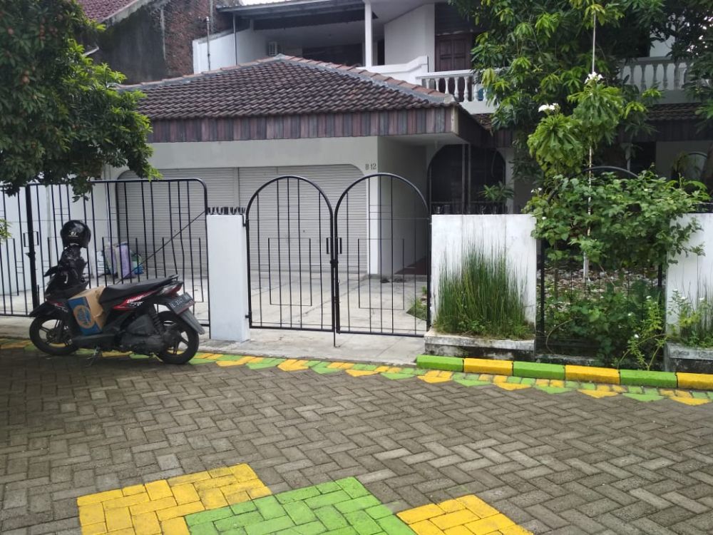 Kost Executive di Gerbang kota Surabaya Image