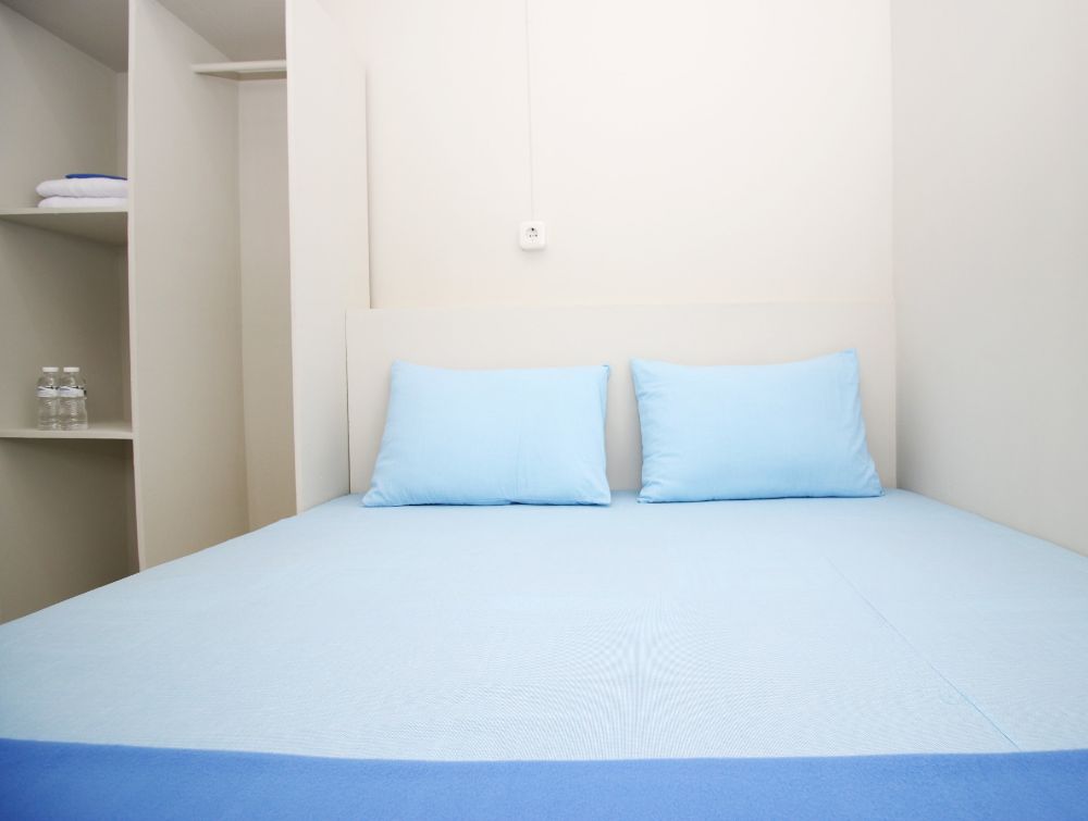 Kost Harian & Bulanan Kamar Keluarga Johar Baru Utara Image