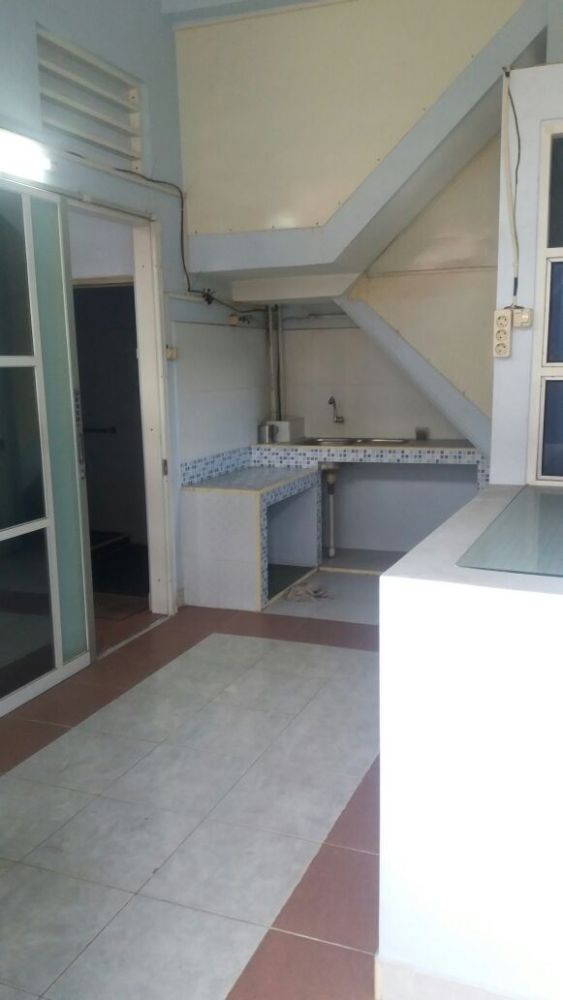 Kost Khusus Karyawati/Wanita di Belakang Walikota Jakarta Pusat Image