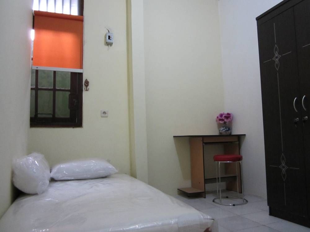 Kost Khusus Putri Kemanggisan Aman Bersih semua pakai AC dan Kamar Mandi Dalam Image