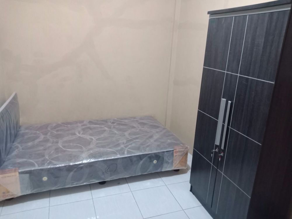 kost / kontrakan 1 kamar lengkap dengan isinya daerah ciroyom bandung Image