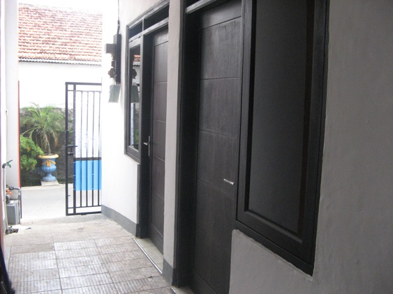 Kost Pasutri (tanpa anak)/Putra/Putri Bebas Banjir Image