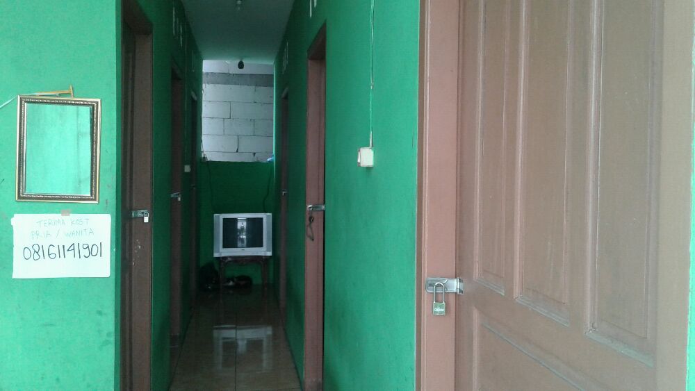KOST PURI KEMBANGAN JL.H MADING JAKARTA BARAT Image